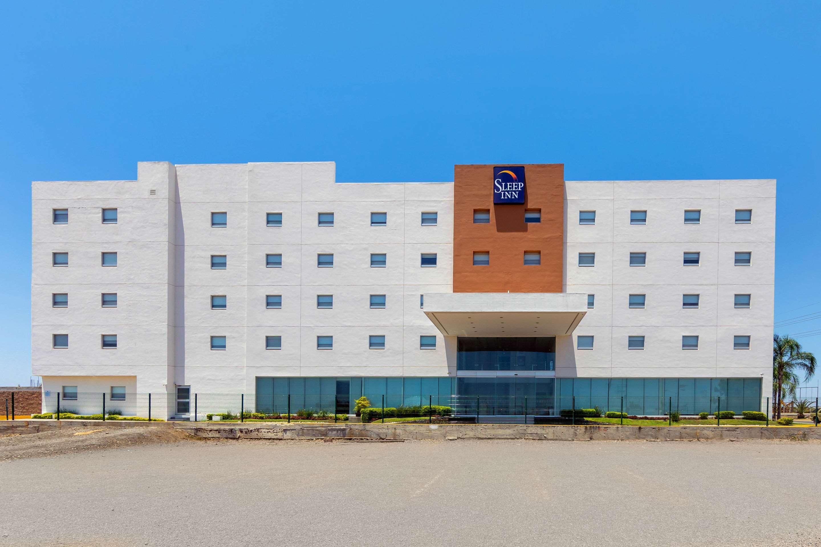 Sleep Inn 3*
